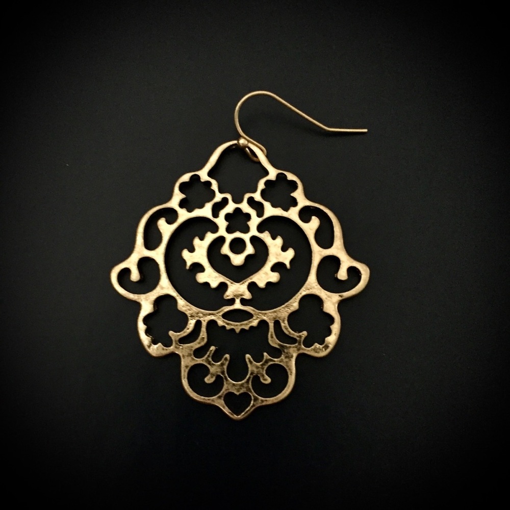 Flower Metal Filigree Earrings - Picture 2 of 2